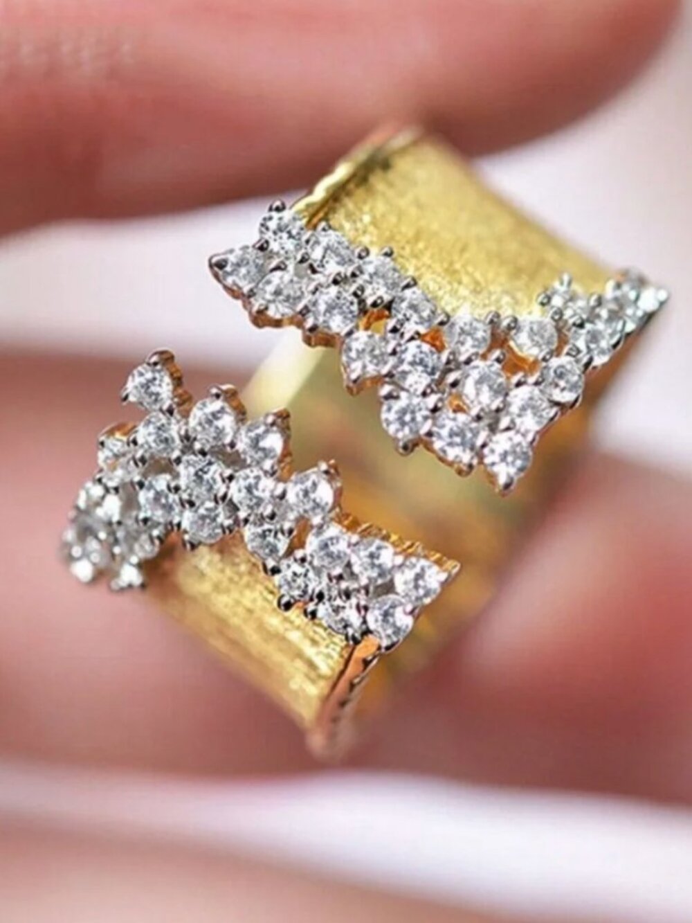 Zara 18K Yellow Gold Plated Ring Size 9